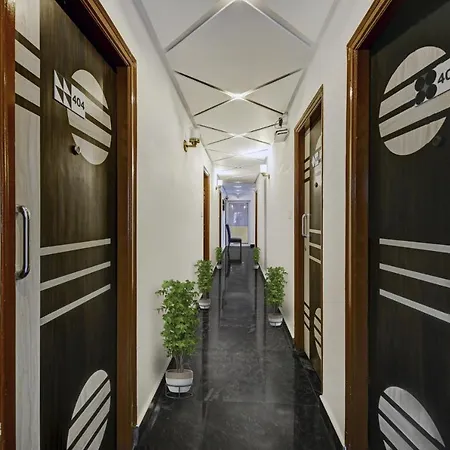 Collection O Hotel Supreme Suites Near Sri Amruth Chithra Mandira